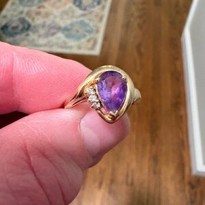 14K Gold Ring with Amethyst and Diamonds